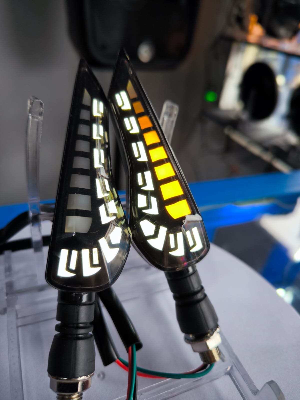 Miniatura 3 de PAR DIRECCIONALES PARA MOTO (TU-01 DIR)